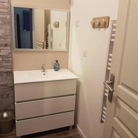Sejour Romantique Apartment